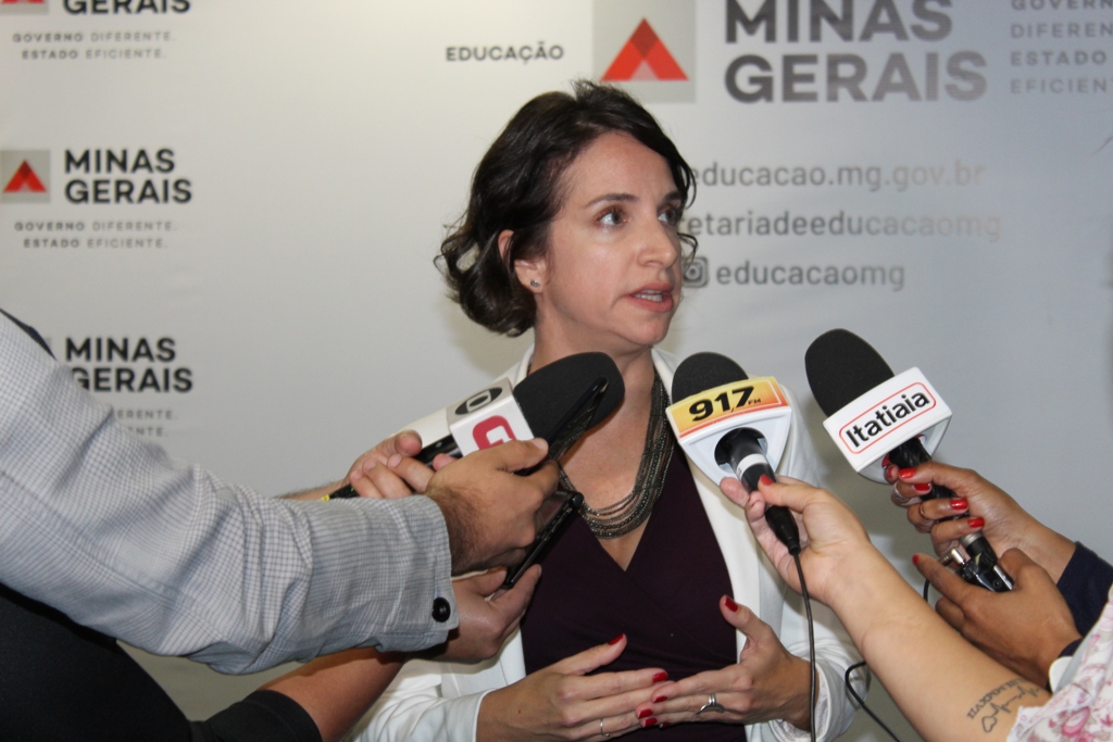 Secretária Julia Sant’Anna concedeu entrevista coletiva na tarde desta quinta-feira (22/8). Foto: Rose de Paula 